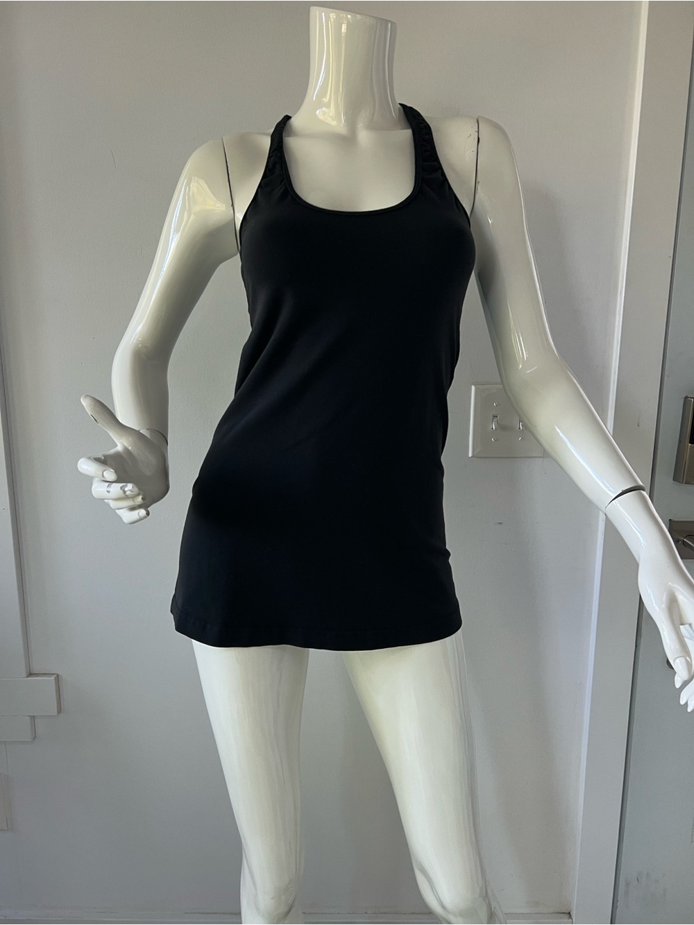 Lululemon racerback tank top  daily activities gym size 4